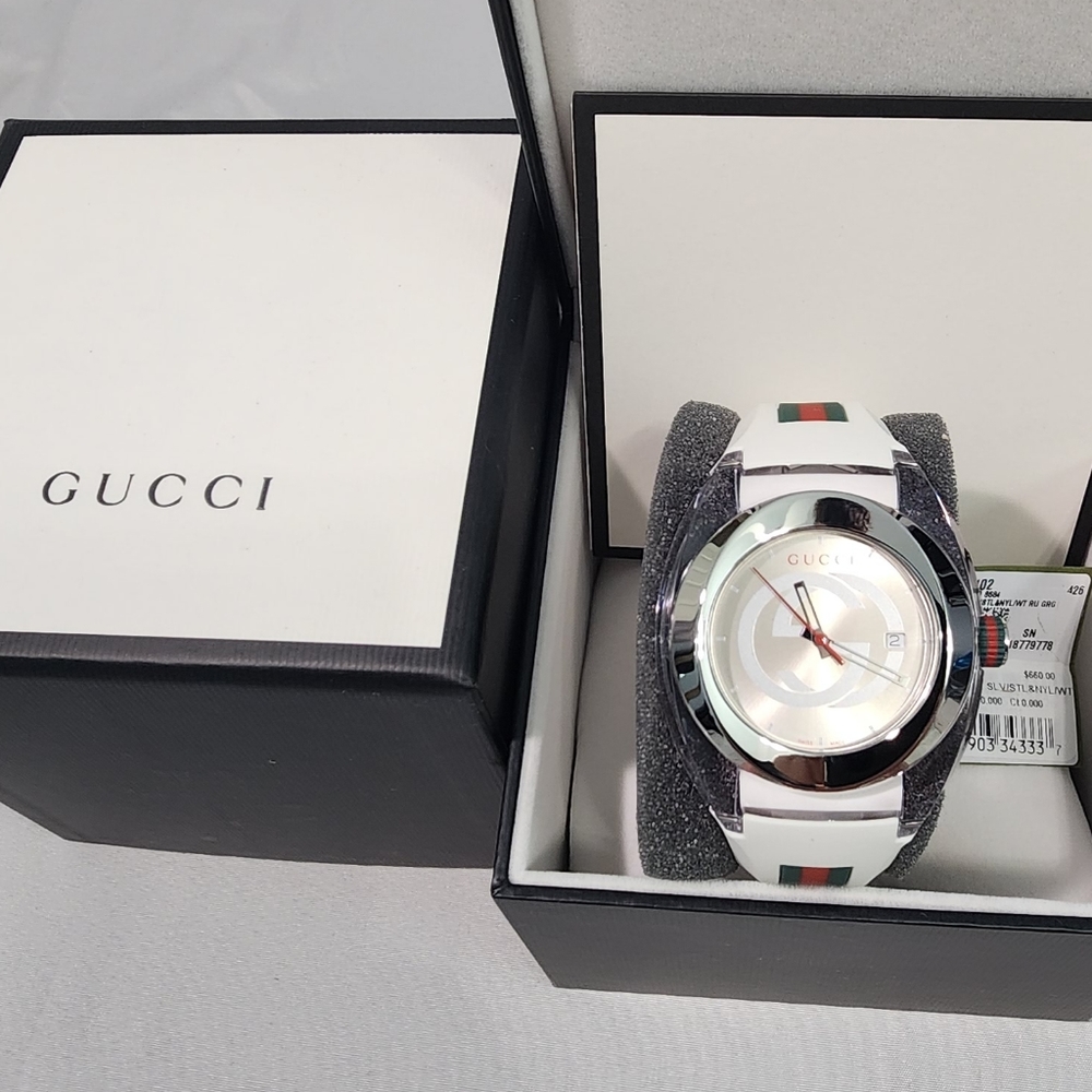 New Gucci Sync Stainless Steel & Rubber-Strap Watch YA137102 - White